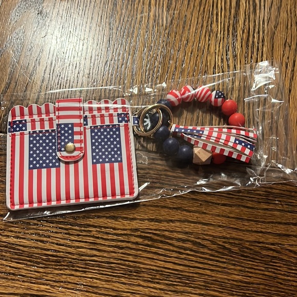 Keychain wrist beads 3 card pockets snap closure American flag - Picture 6 of 6